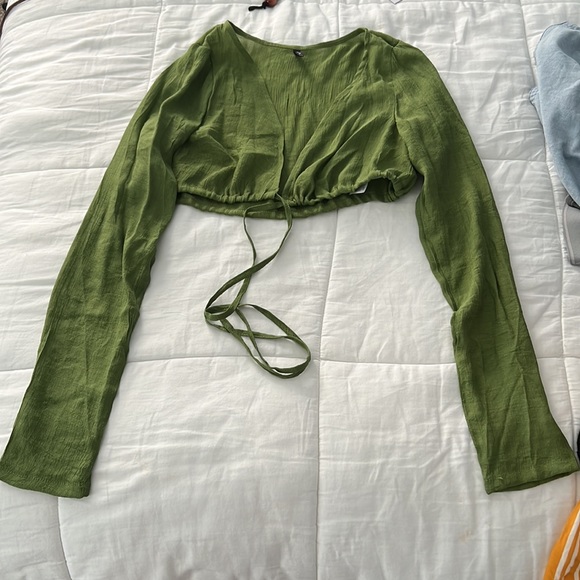 Olive Linen Look Long Sleeve Plunge Beach Top & Ruched Front Maxi Skirt -US 4 - Picture 7 of 9